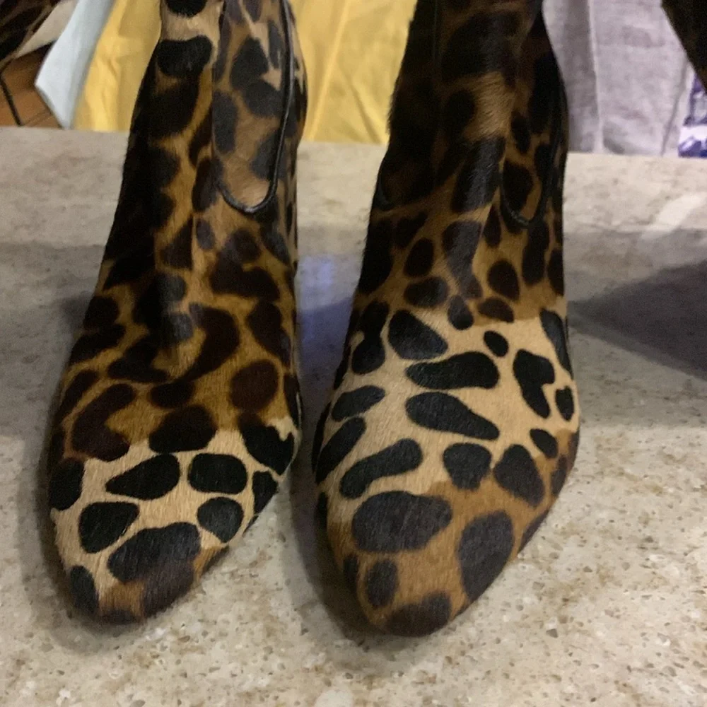 NWOT Aquatalia Patton Boots Size 10.5